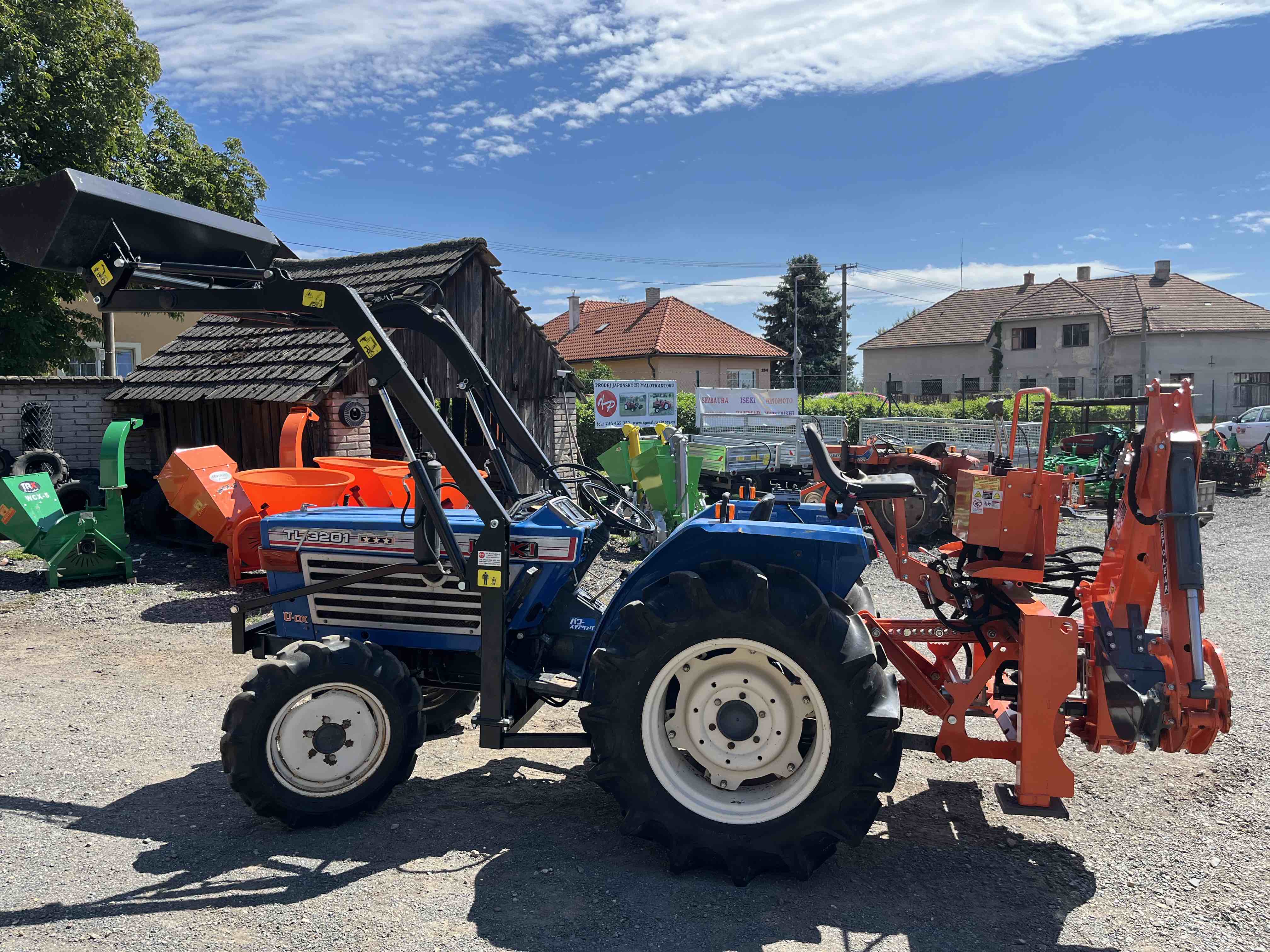 Iseki TL 3201 D , 4x4 ( č.k. 03917) s novým čelním nakladačem KP-002 + nový podkop BHSM 175 