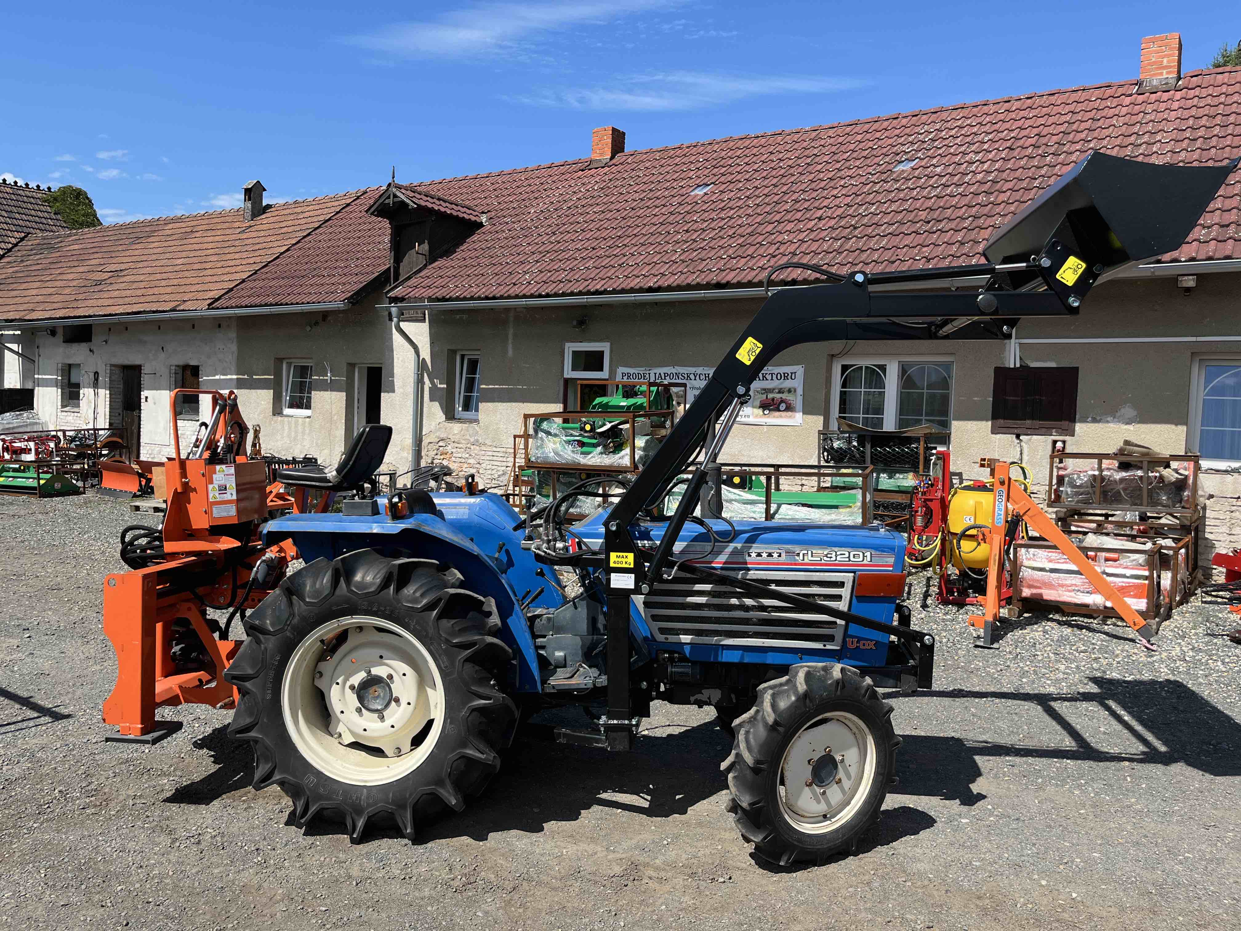 Iseki TL 3201 D , 4x4 ( č.k. 03917) s novým čelním nakladačem KP-002 + nový podkop BHSM 175 