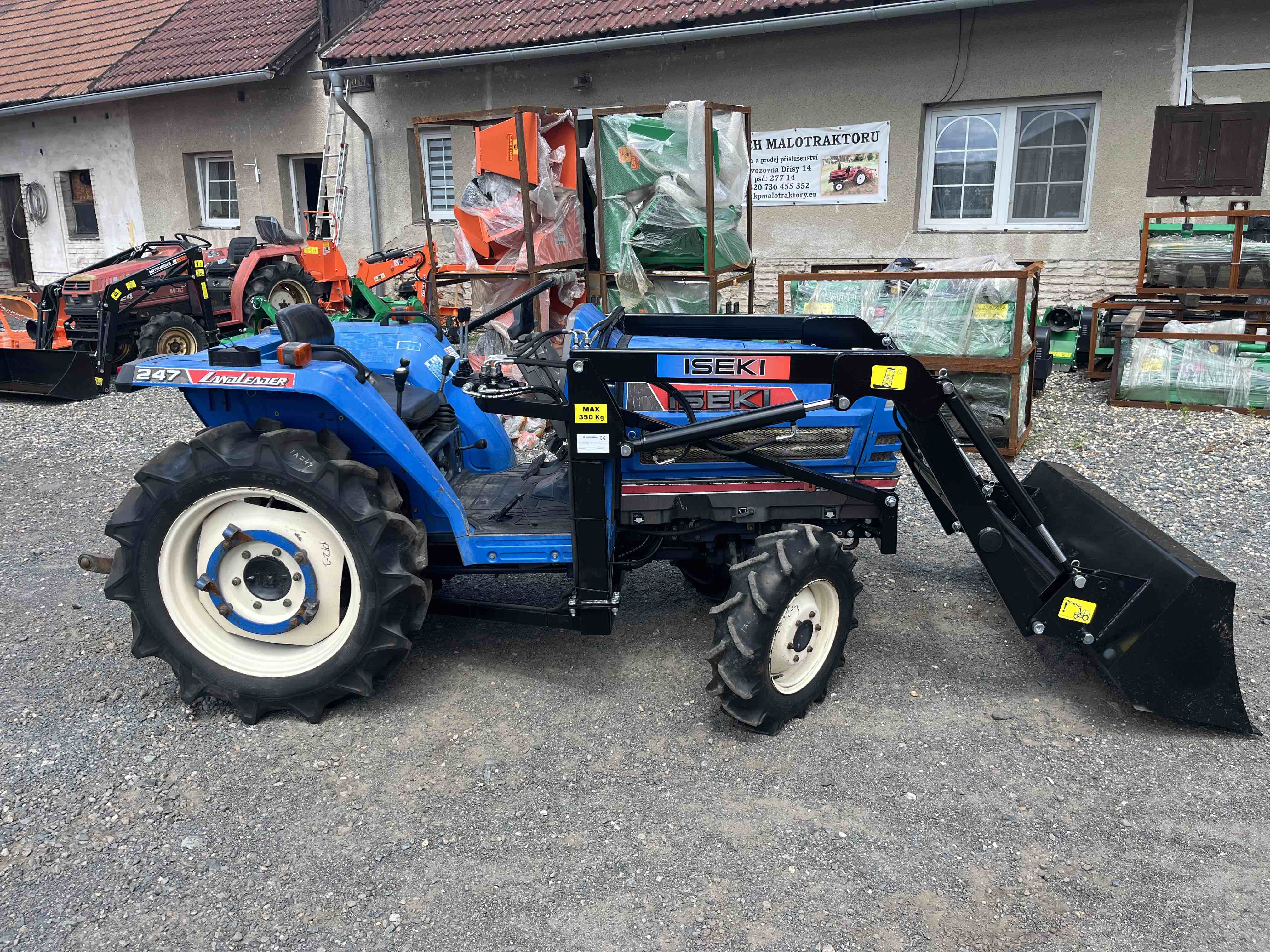 Iseki TA 247 F - Landleader , 4x4 (č.k. 03021) s novým čelním nakladačem KP-002