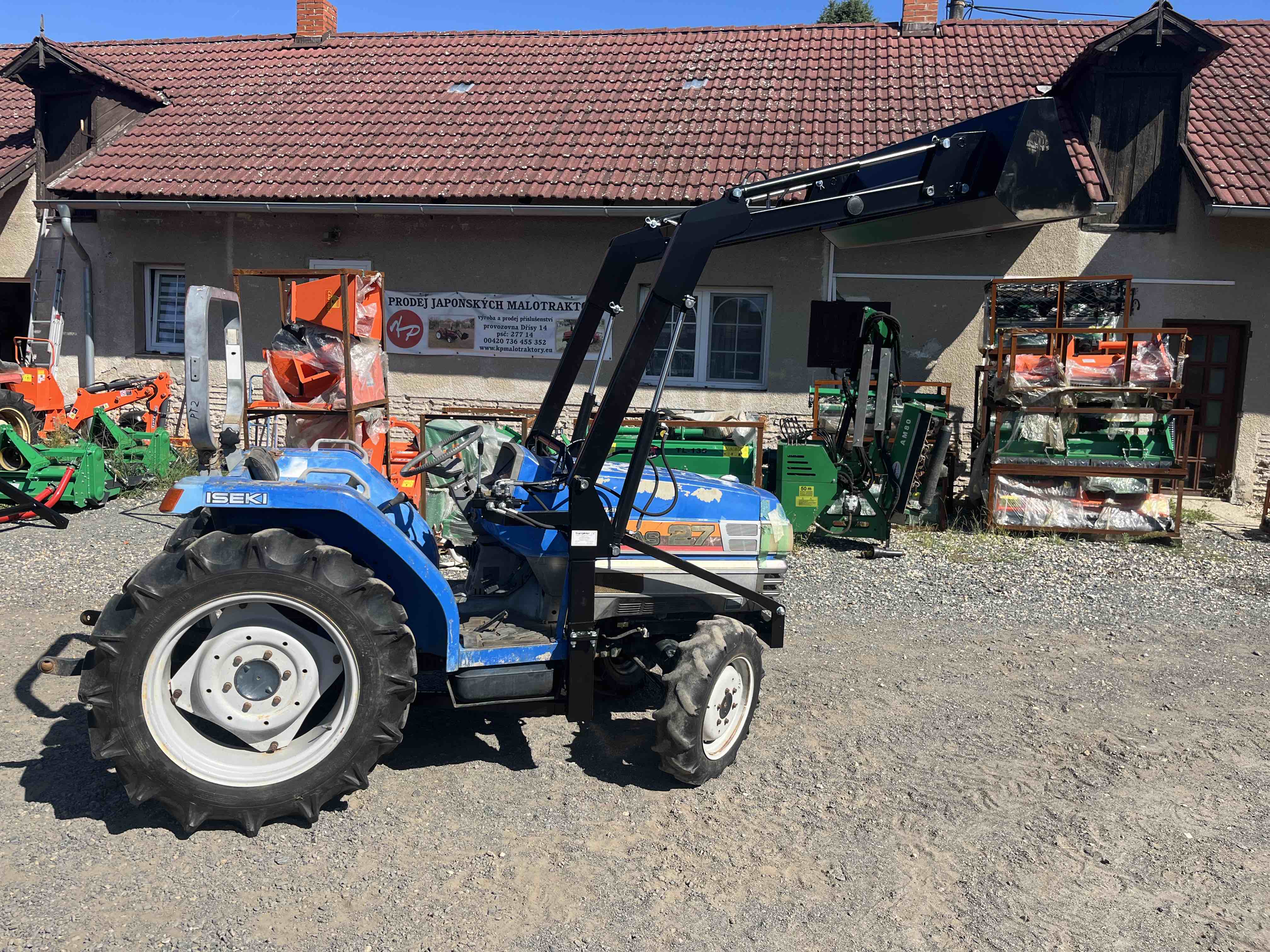 Iseki TG 27 GEAS , 4x4 č.k. 000670 s novým čelním nakladačem KP-002