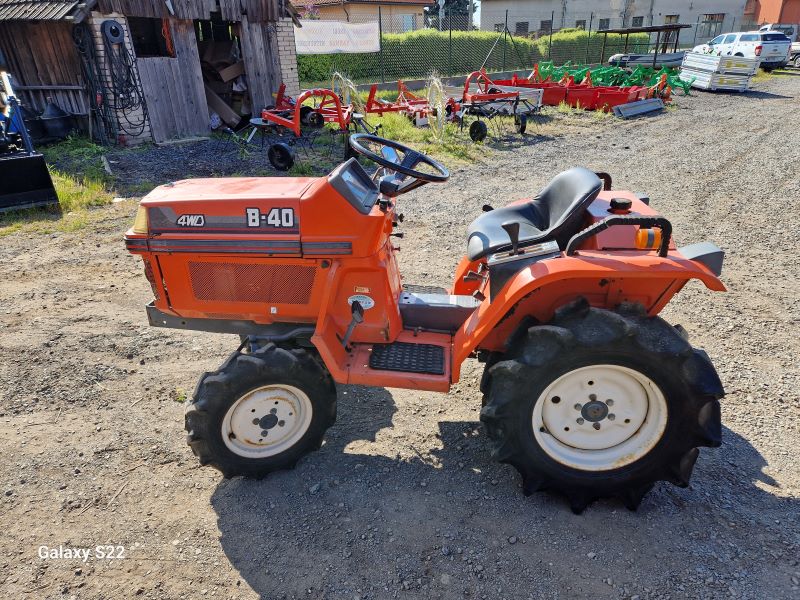 Kubota B 40 , 4x4 ( č.k. 76058)