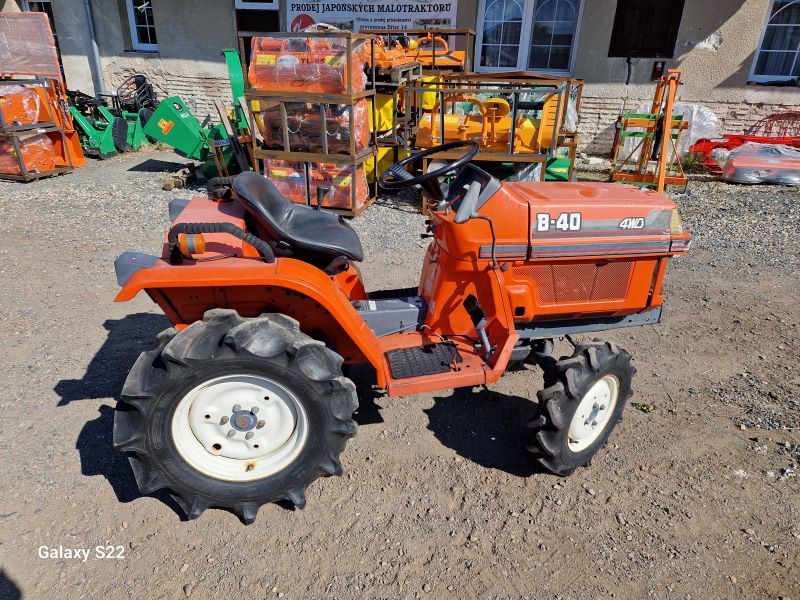 Kubota B 40 , 4x4 ( č.k. 76058)