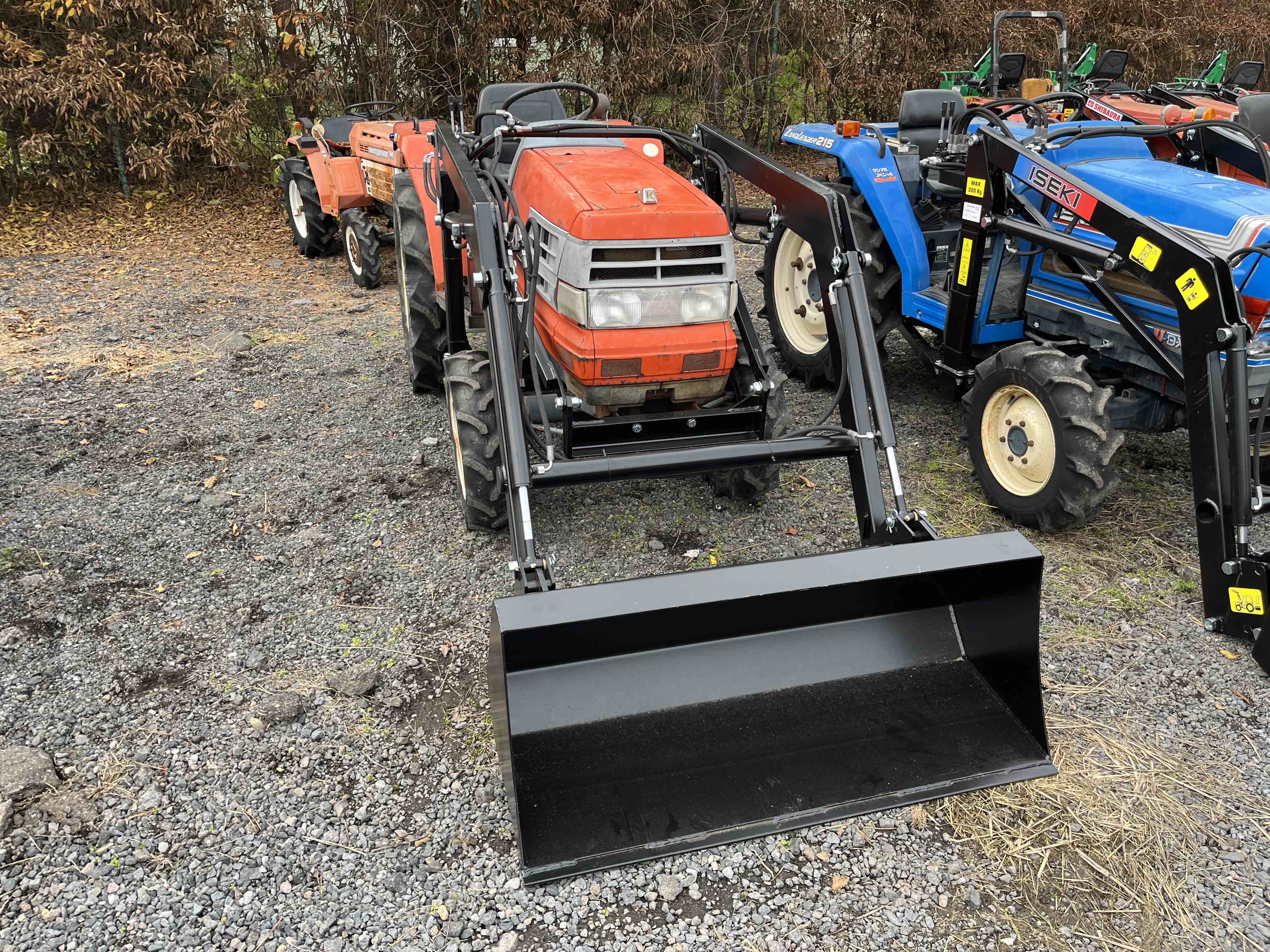 Kubota GL 23 D , 4x4 ( č.k. 28438) s novým čelním nakladačem KP-002