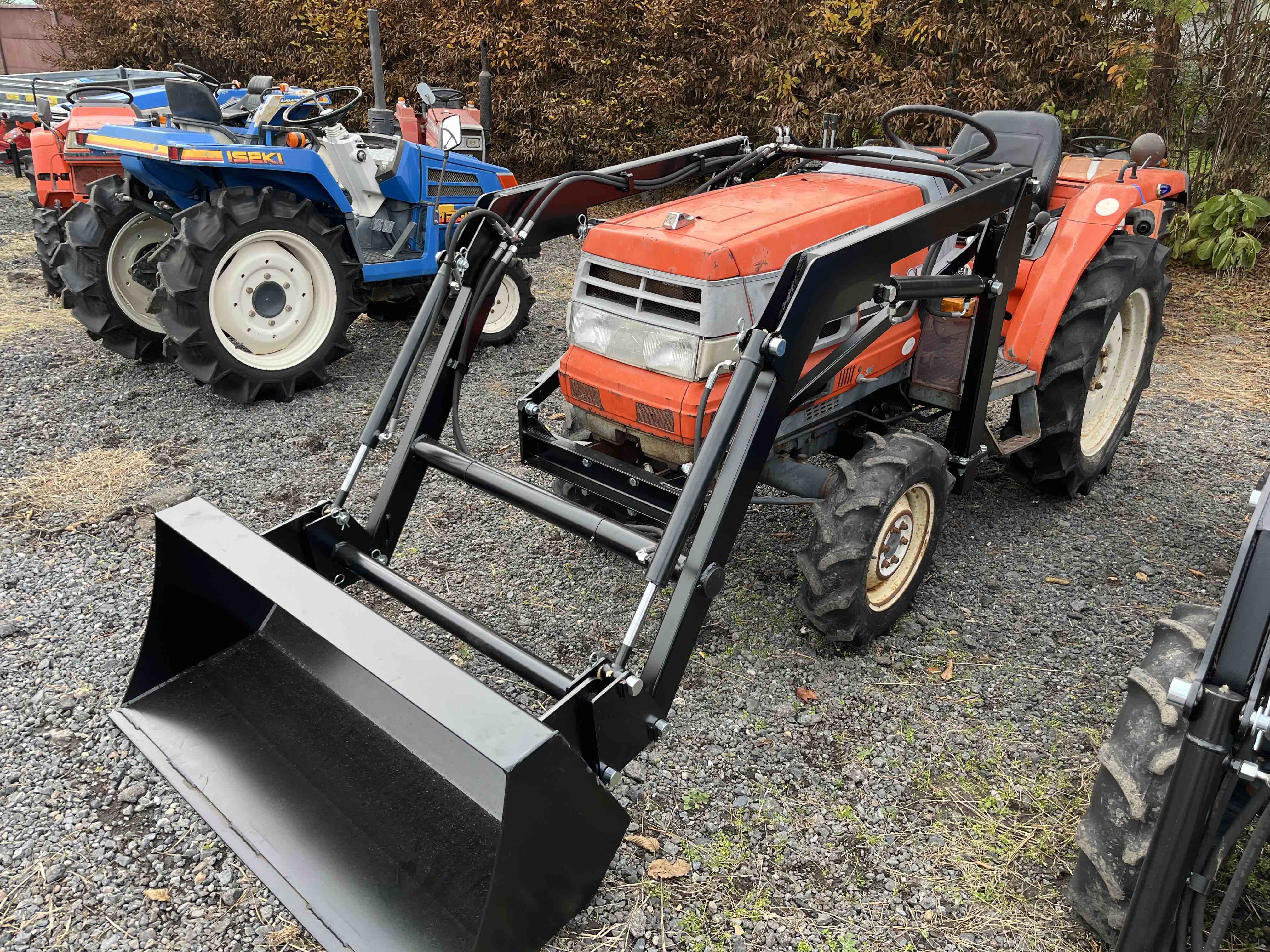 Kubota GL 23 D , 4x4 ( č.k. 28438) s novým čelním nakladačem KP-002