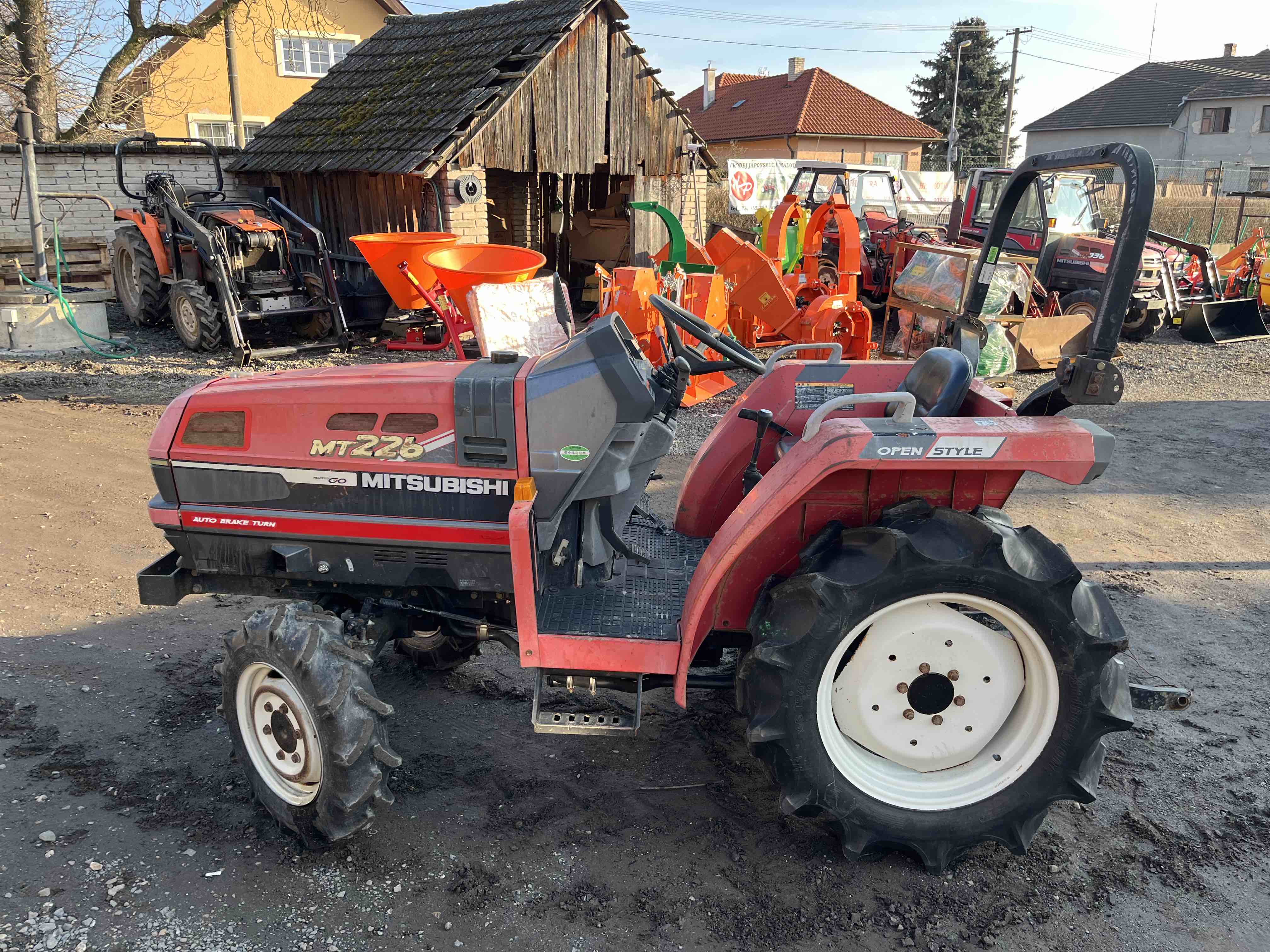 Mitsubishi MT 226 D , 4x4 ( č.k. 75195)