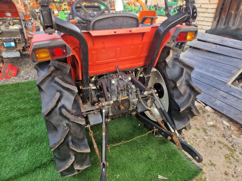 MItsubishi MT 245 D , 4x4 ( č.k. 50695)