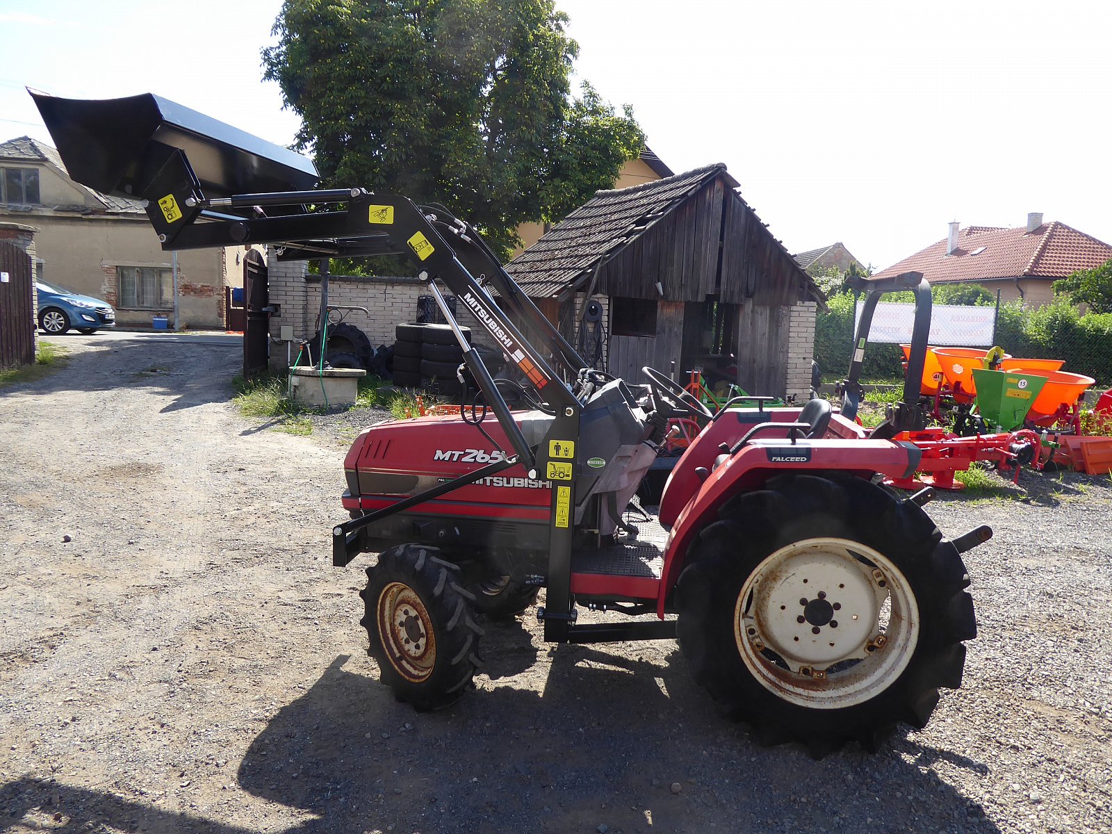 Mitsubishi MT 265 D , 4x4  s novým čelním nakladačem KP-002 + nový podkop BHSM 175 ( č.k. 70814)