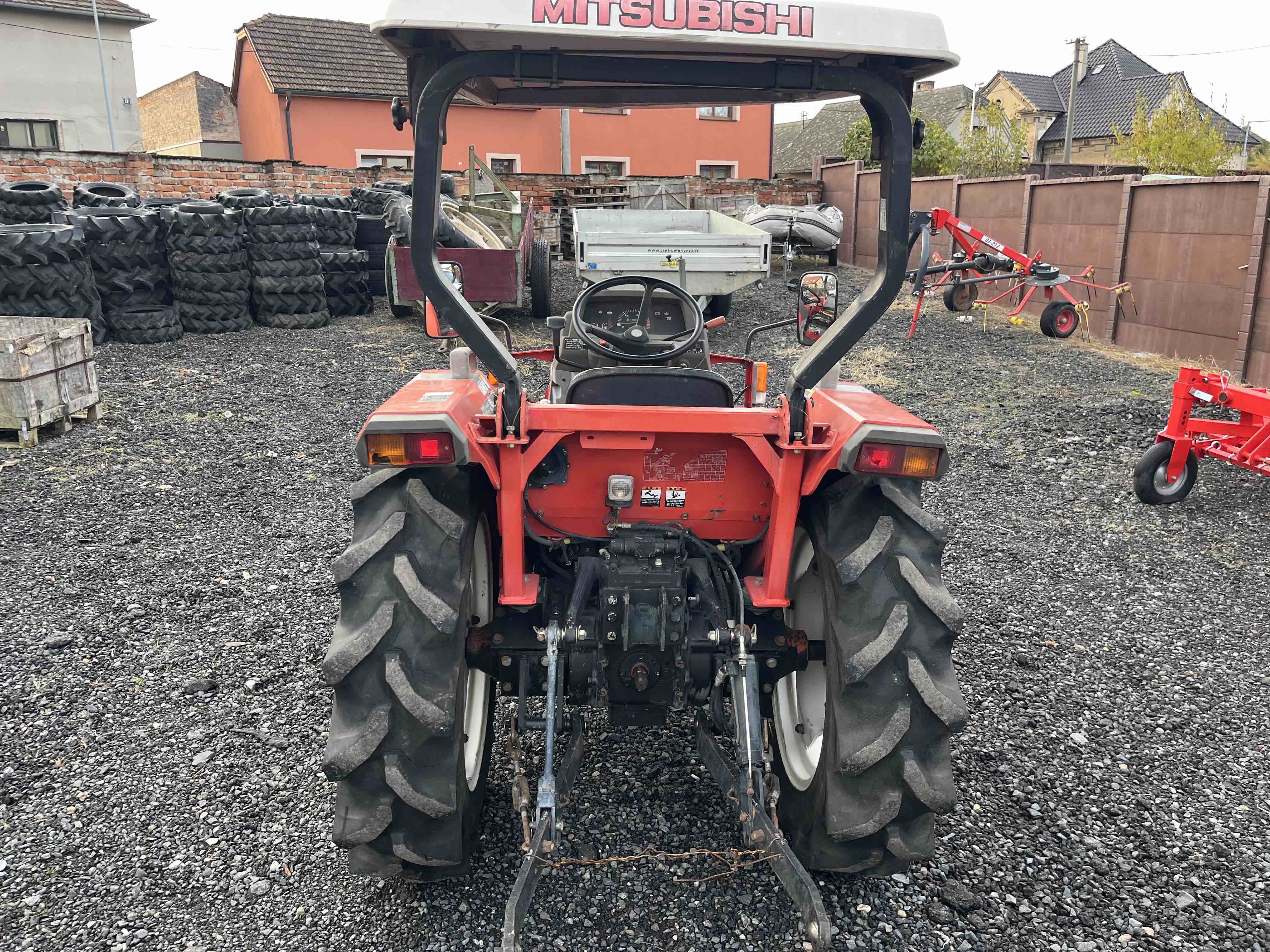Mitsubishi MT 271 D , 4x4 (č.k. 88050)